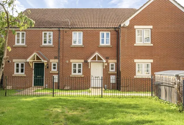 Blackcurrant Drive, Long Ashton, BS41, photo 1