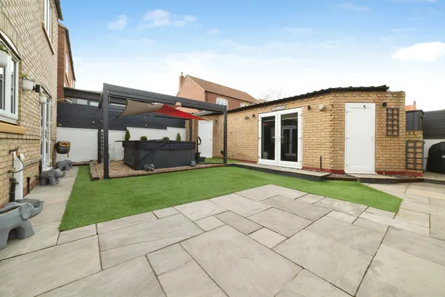 Rose Avenue, Kirk Ella, HU10, photo 1