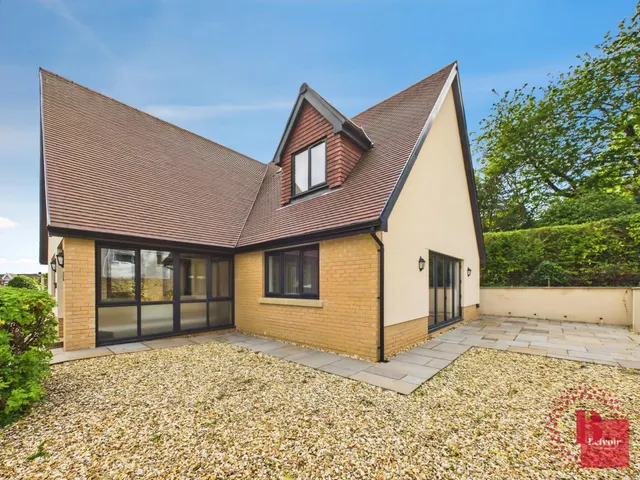 Photo 2 — Glanmor Road, Uplands, Swansea, SA2