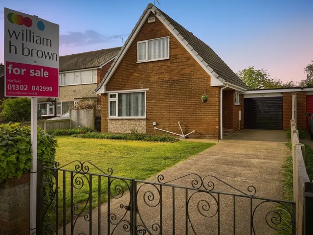 Menson Drive, Hatfield, DN7, photo 1