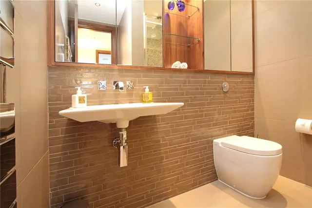 Holbein Place, SW1W, photo 2