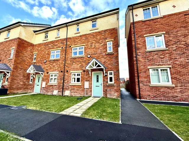 Photo 2 — Whitehall Drive, Broughton, Whitehall Drive, Broughton, Preston, Lancashire, PR3 5EB