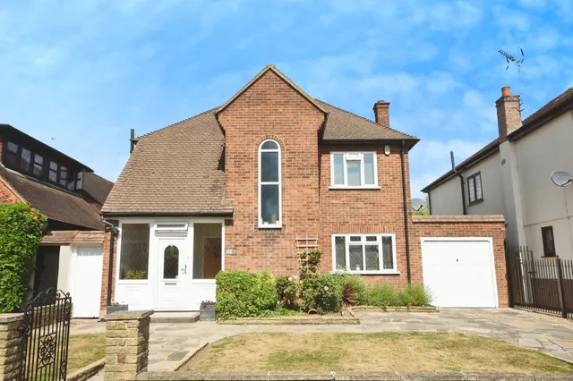 Brook Road, Romford, RM2, photo 2