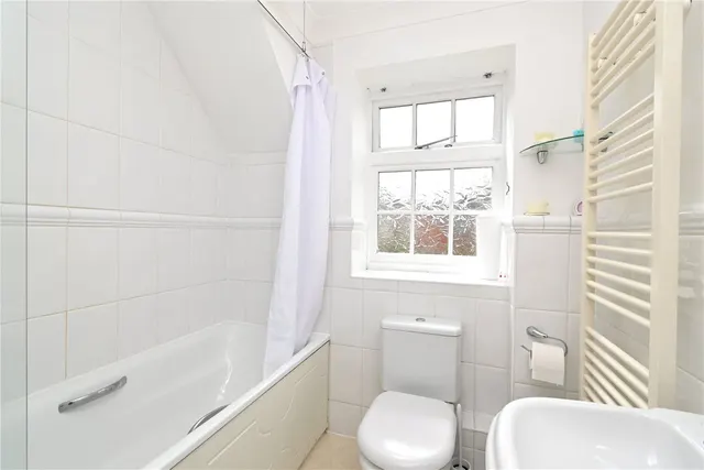 Millennium Court, Basingstoke, Hampshire, RG21, photo 1