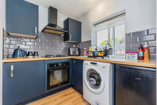 Photo 3 — Magnolia Close, Sale, Greater Manchester, M33