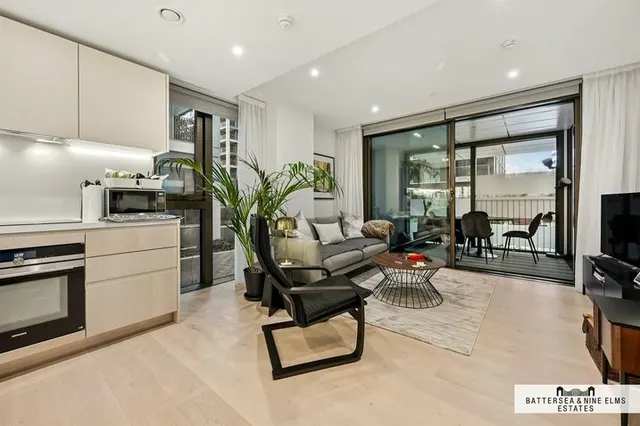 Prince of Wales Drive, SW11, photo 3