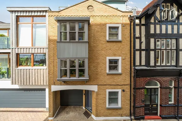 West Street, Portsmouth, PO1, photo 1