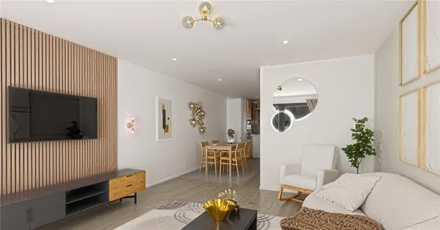 Photo 2 — Kingswood Way, South Croydon, CR2