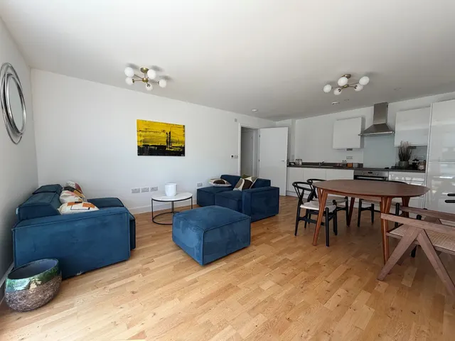 Boston House, Stevenage, photo 1