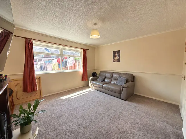 Norris Road, Sale, photo 3