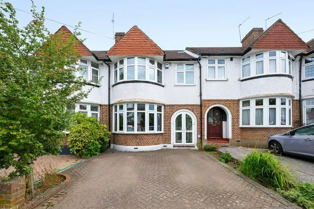 Woodside Avenue, Chislehurst, BR7, photo 1