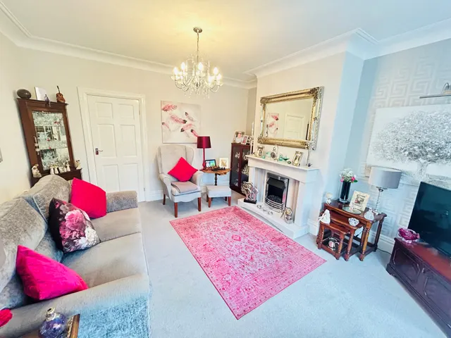 Photo 3 — Sharoe Mount Avenue, Fulwood, Preston, Lancashire, PR2 9HQ