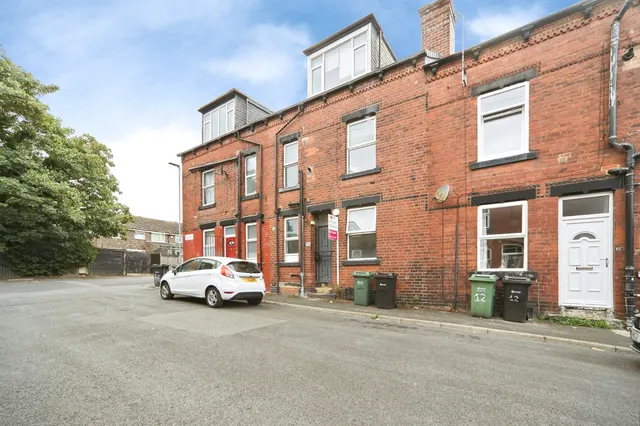 Paisley Street, Armley, Leeds, photo 1