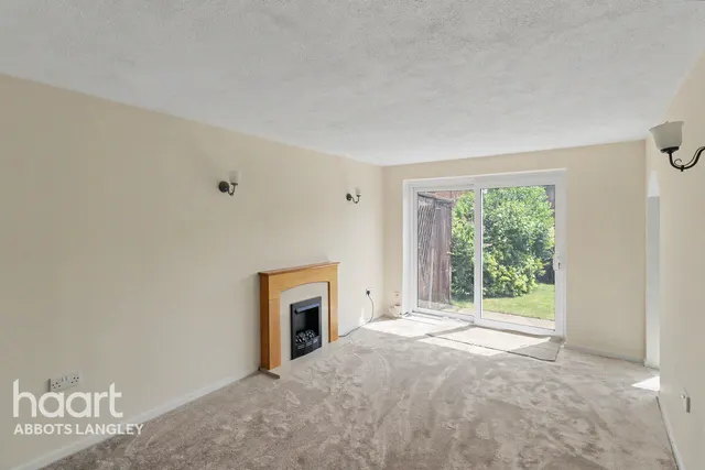 Jacketts Field, Abbots Langley, WD5, photo 3
