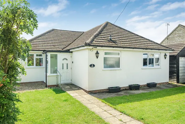 Sherwood Close, Launton, photo 1