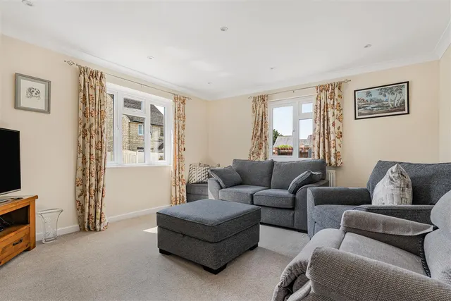 Sherwood Close, Launton, photo 3