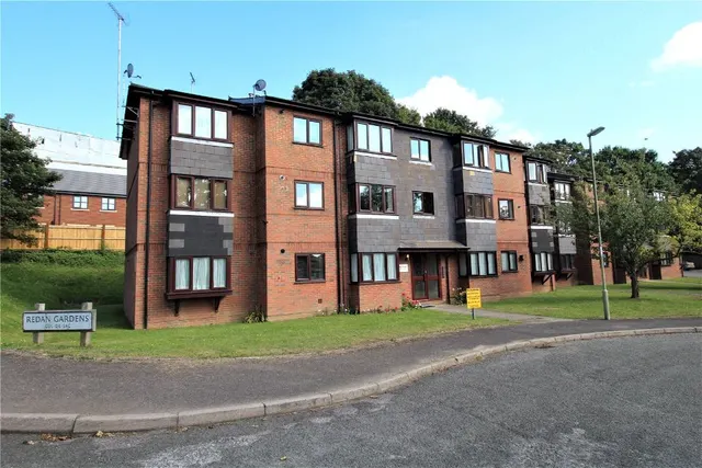 Redan Gardens, Aldershot, Hampshire, GU12 4SH, photo 1