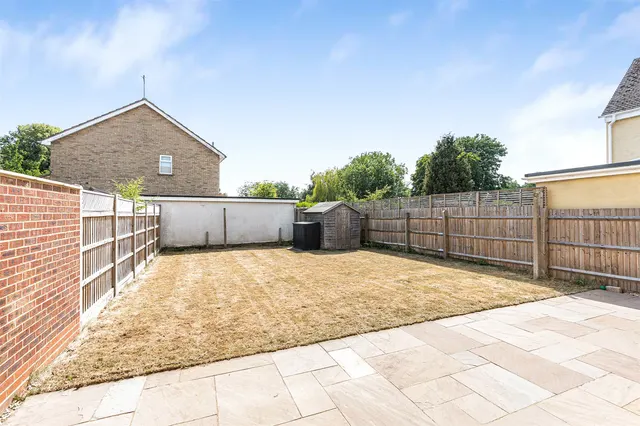 Orchard Way, Kings Sutton, OX17, photo 2