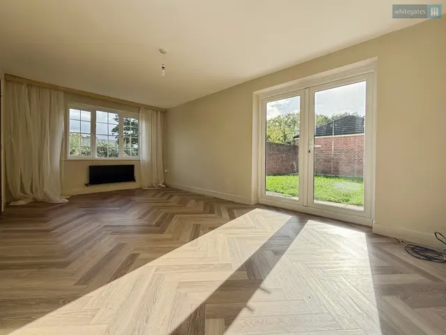 Argent Close, Shavington, CW2, photo 2