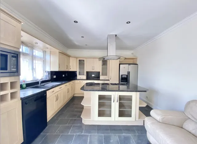 Long Lane, Grays, RM16, photo 3
