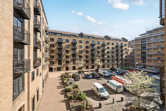 Cayenne Court, Shad Thames, SE1, photo 1