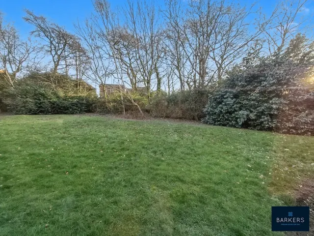 Photo 2 — Fearnley Croft Gomersal, Cleckheaton BD19 4NQ
