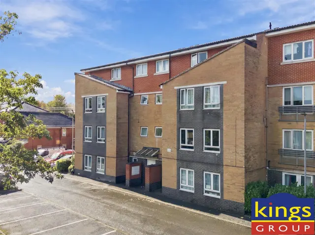Washbourne Court, Edmonton, N9, photo 1