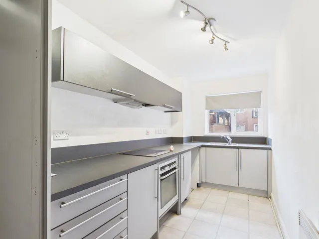 Townsend Way, Birmingham, B1, photo 2