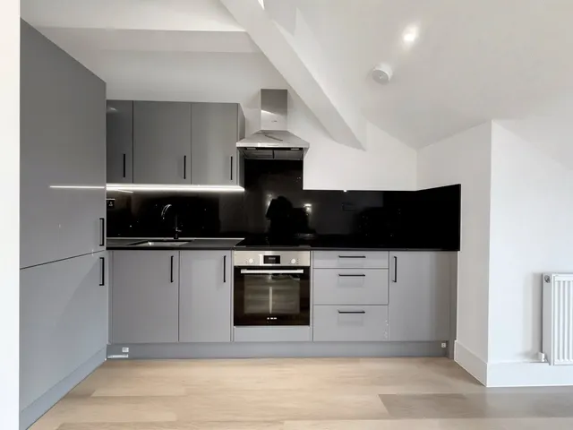 Photo 2 — Rye Close, Fleet, Hampshire, GU51 2AJ
