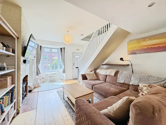 Photo 2 — Pembury Place, Aldershot, Hampshire, GU12 4PF