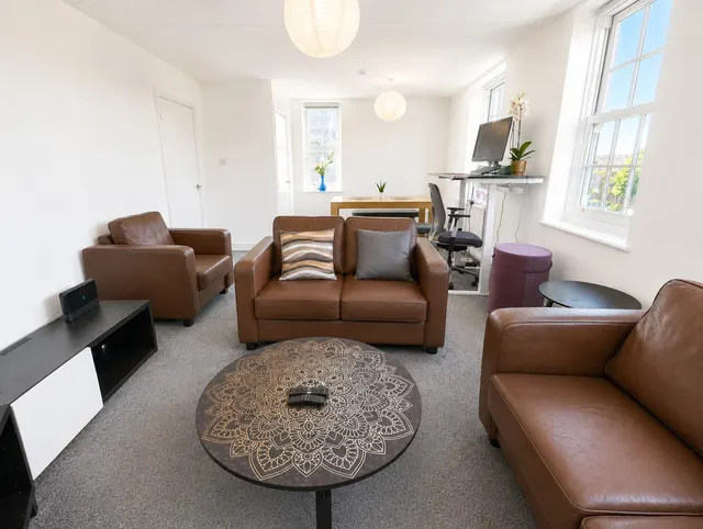 One Bedroom Duplex Flat Redhill Stree, photo 3