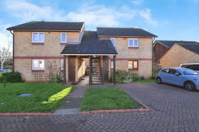 Swallowfield, Peterborough, PE4, photo 1