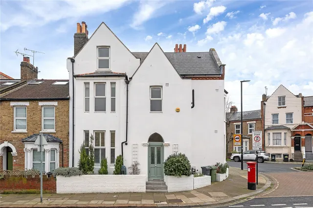 Milkwood Road, London, SE24, photo 1