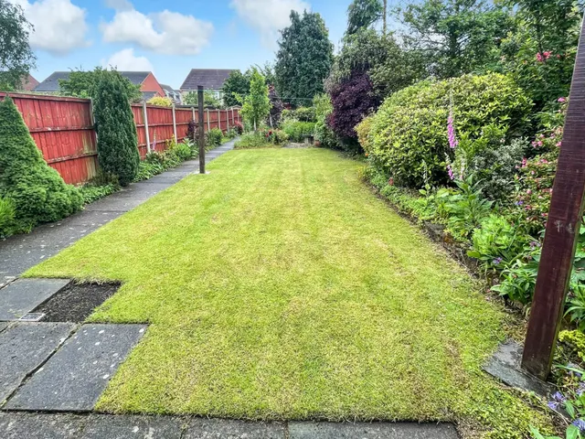 Garden Road, Hucknall, NG15, photo 2