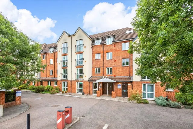 Foxley Lane, Purley, CR8, photo 1