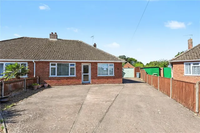 Neylond Crescent, Hellesdon, Norwich, Norfolk, NR6, photo 1