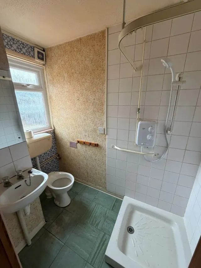 Photo 3 — Napier Street, Bletchley, Milton Keynes, Buckinghamshire, MK2 2NF