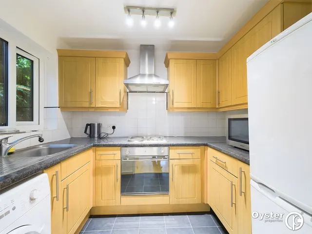 Station Road, Coleridge Court, EN5, photo 2