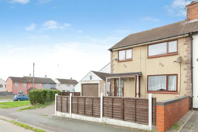 Kinsdale Drive, Leicester, LE5, photo 1