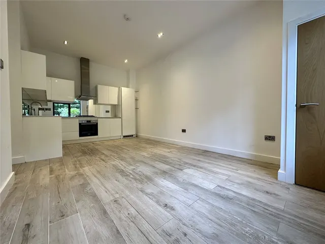 Allerton Park, Leeds, LS7, photo 2