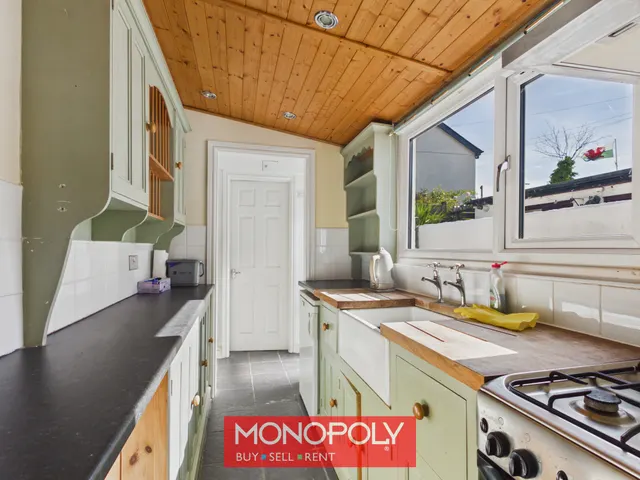 George Street, Llanrwst, LL26, photo 2