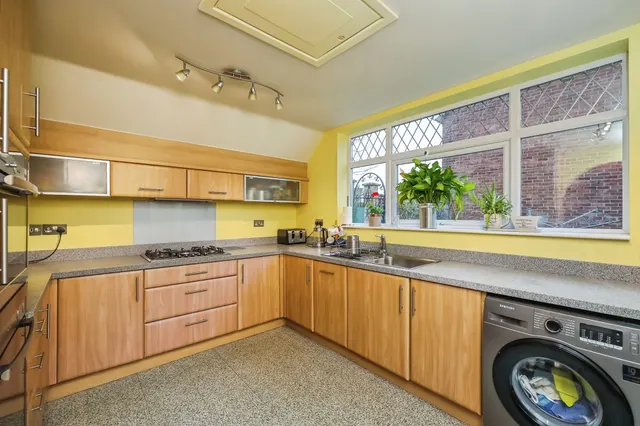 Walk Mill Drive, Hucknall, NG15, photo 2