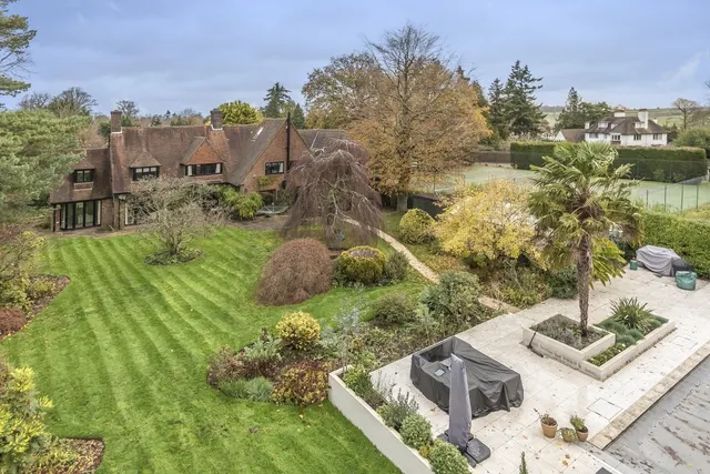 Photo 2 — Croft Road Woldingham CR3