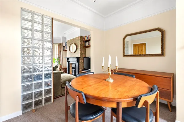 Neville Terrace, York, YO31, photo 3