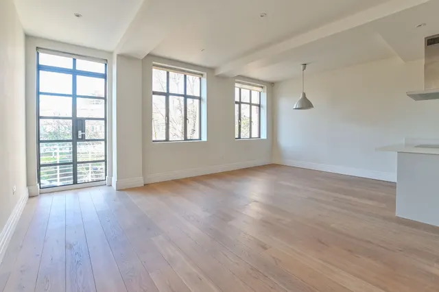 Flat K, 116 Grafton Road, London, photo 1