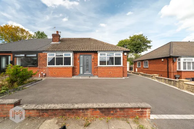 Devon Drive, Bolton, BL2 5QG, photo 1