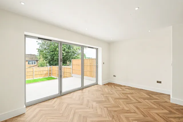 Coombe Gardens, Berkhamsted, HP4, photo 2