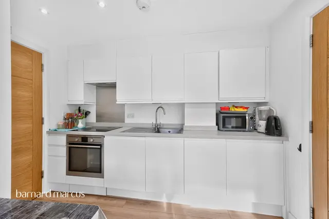 East Street, Epsom, KT17, photo 3