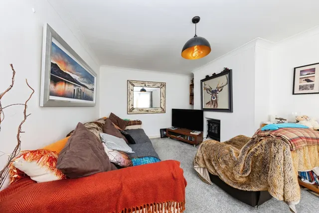 Maestir, Llanelli, SA15, photo 2