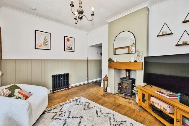 St. James Street, South Petherton, TA13, photo 2